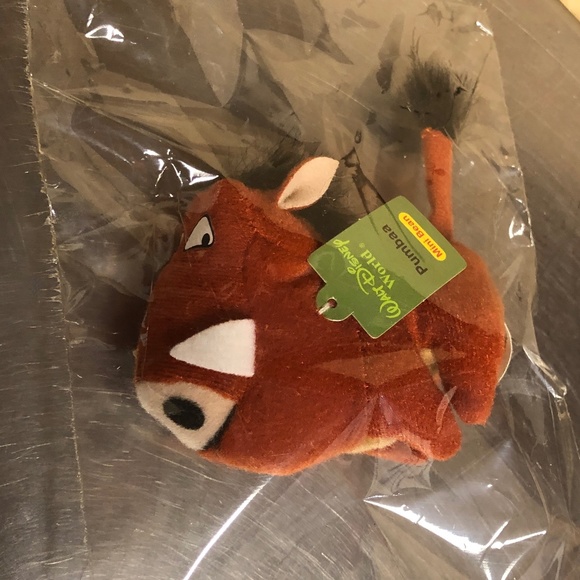 3 1/2" Pumbaa Disney Kelloggs Mini Beans Cereal Box Toy New with Tag - Picture 8 of 8